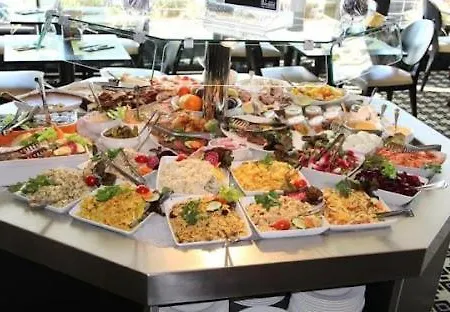 En Bord De Apartment